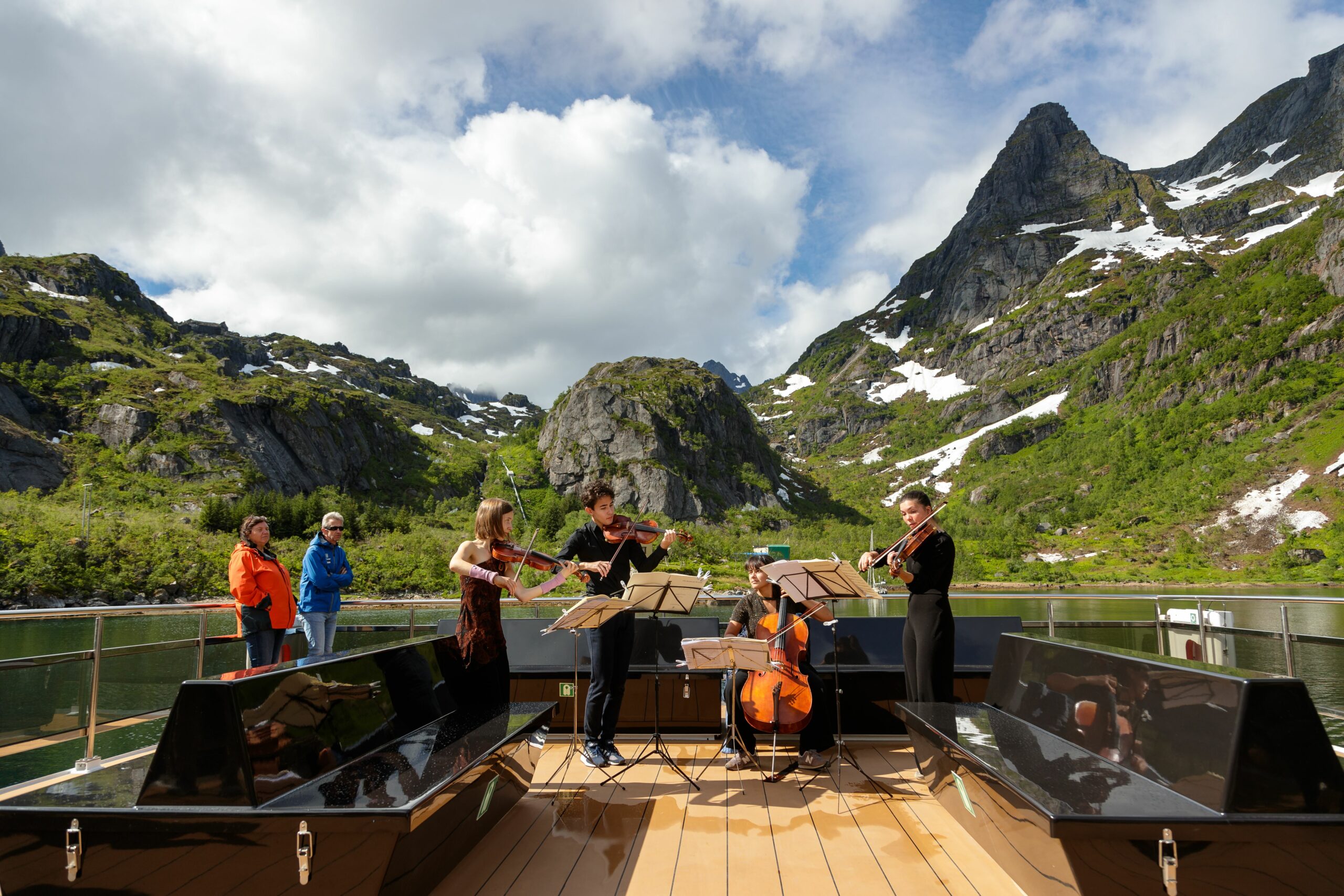 Trollfjord - Visit Lofoten